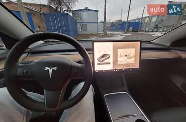 Седан Tesla Model 3 2023 в Киеве