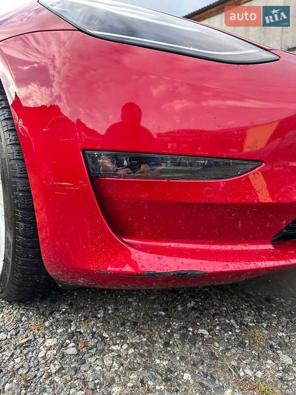 Седан Tesla Model 3 2020 в Києві