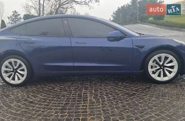 Седан Tesla Model 3 2022 в Днепре