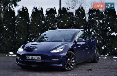 Седан Tesla Model 3 2021 в Львові