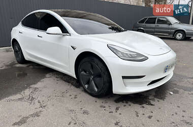 Седан Tesla Model 3 2019 в Дніпрі