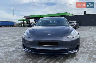 Седан Tesla Model 3 2021 в Львове