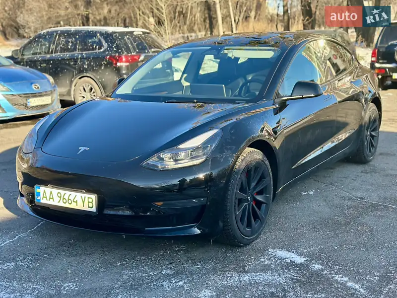 Tesla Model 3 2023