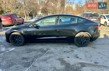 Седан Tesla Model 3 2023 в Киеве