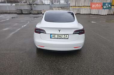 Седан Tesla Model 3 2021 в Дніпрі