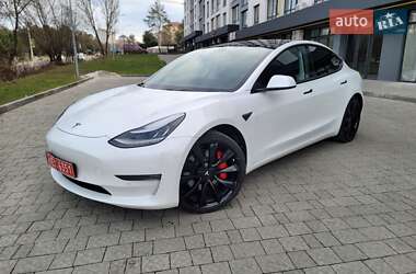 Седан Tesla Model 3 2019 в Новояворівську