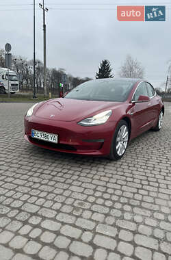 Седан Tesla Model 3 2019 в Радехові