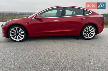 Седан Tesla Model 3 2018 в Тернополе