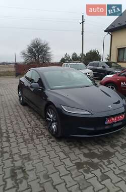 Седан Tesla Model 3 2024 в Луцьку