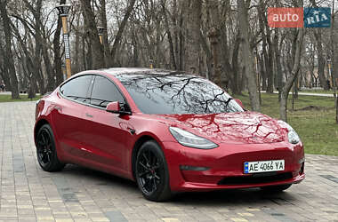 Седан Tesla Model 3 2018 в Дніпрі