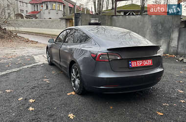 Седан Tesla Model 3 2018 в Луцьку