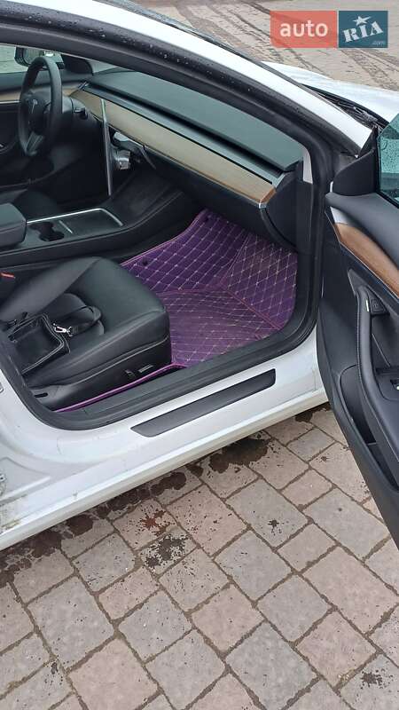 Седан Tesla Model 3 2023 в Миколаєві фото 12 Седан Tesla Model 3 2023 в Миколаєві