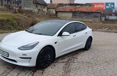 Седан Tesla Model 3 2023 в Николаеве