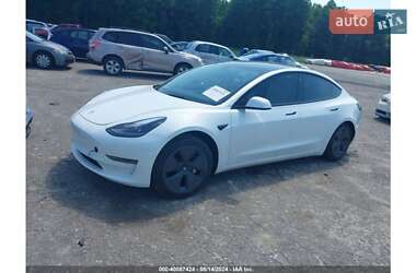 Седан Tesla Model 3 2022 в Ровно