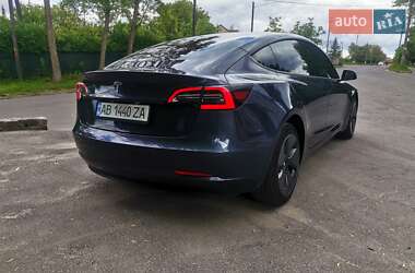 Седан Tesla Model 3 2023 в Вінниці