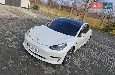 Седан Tesla Model 3 2021 в Львові