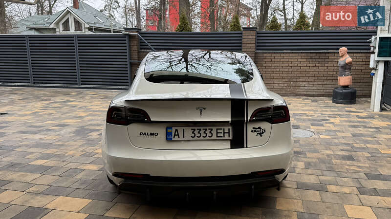 Седан Tesla Model 3 2019 в Ирпене