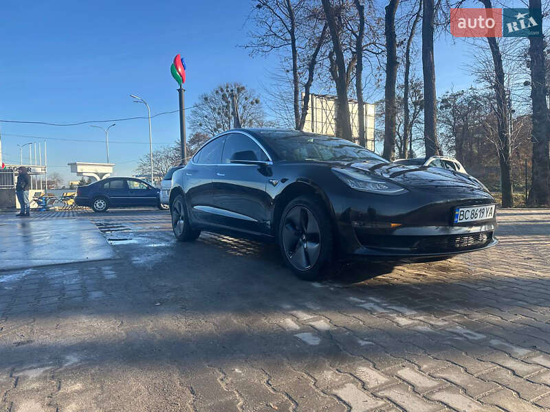 Tesla Model 3 2018