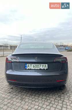 Седан Tesla Model 3 2018 в Івано-Франківську