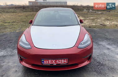 Седан Tesla Model 3 2022 в Луцьку