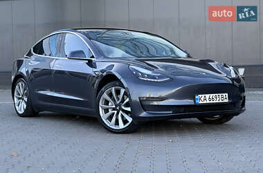 Седан Tesla Model 3 2018 в Києві