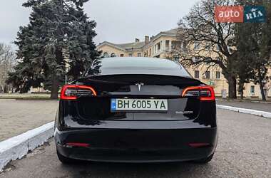 Седан Tesla Model 3 2023 в Одесі