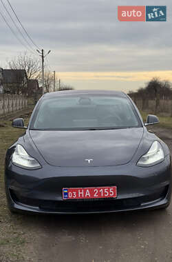 Седан Tesla Model 3 2019 в Луцке