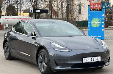 Седан Tesla Model 3 2019 в Тернополі