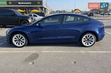 Седан Tesla Model 3 2022 в Києві