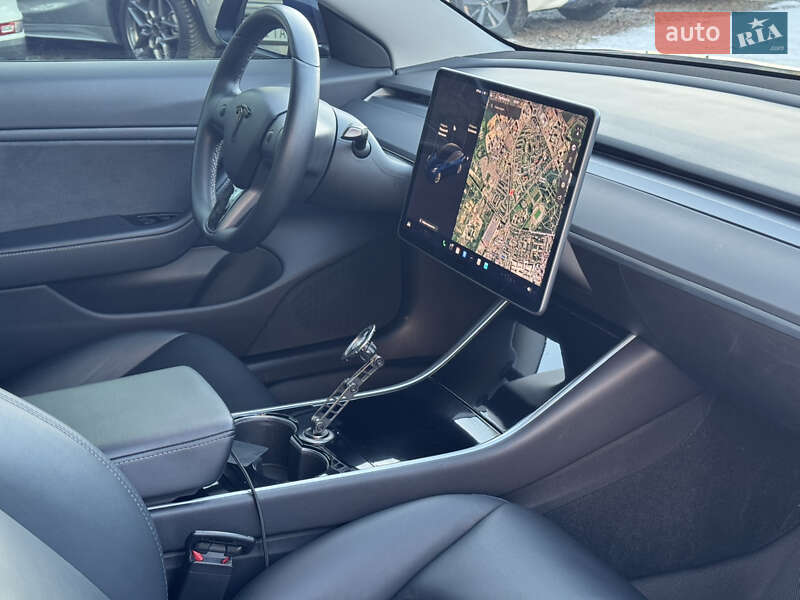Седан Tesla Model 3 2018 в Ивано-Франковске фото 11 Седан Tesla Model 3 2018 в Ивано-Франковске