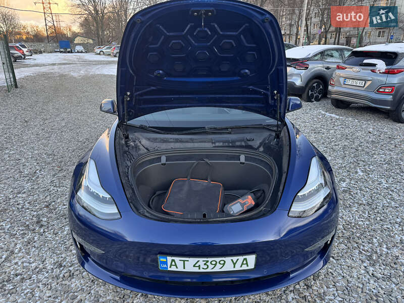 Седан Tesla Model 3 2018 в Ивано-Франковске фото 18 Седан Tesla Model 3 2018 в Ивано-Франковске