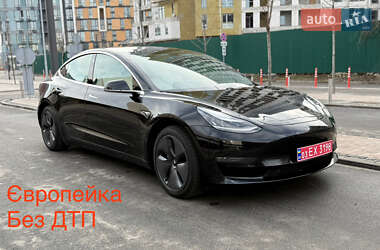 Седан Tesla Model 3 2019 в Києві