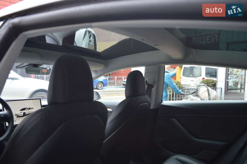 Седан Tesla Model 3 2022 в Львові фото 27 Седан Tesla Model 3 2022 в Львові