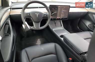 Седан Tesla Model 3 2023 в Києві