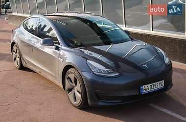 Седан Tesla Model 3 2018 в Києві