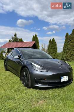 Седан Tesla Model 3 2018 в 