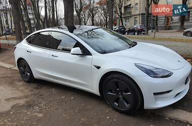 Седан Tesla Model 3 2022 в Львові