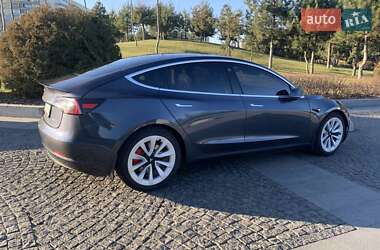 Седан Tesla Model 3 2020 в Дніпрі