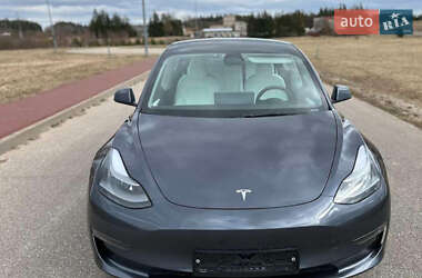 Седан Tesla Model 3 2023 в Тернополі