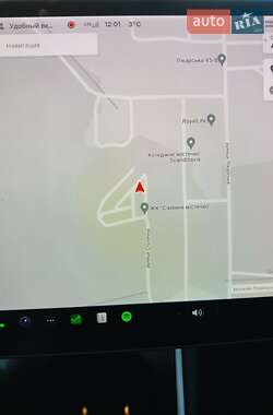 Седан Tesla Model 3 2019 в Киеве