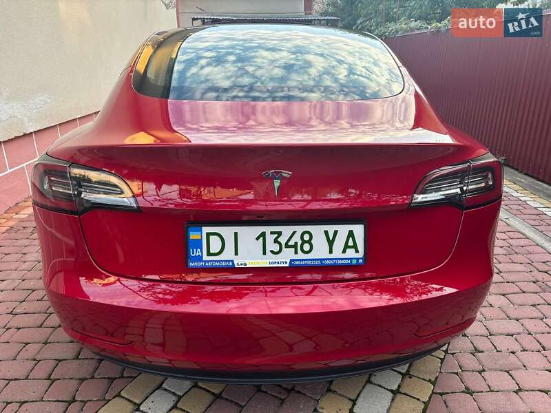 Седан Tesla Model 3 2020 в Коломиї