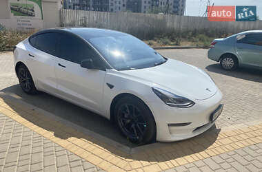 Седан Tesla Model 3 2022 в Одесі