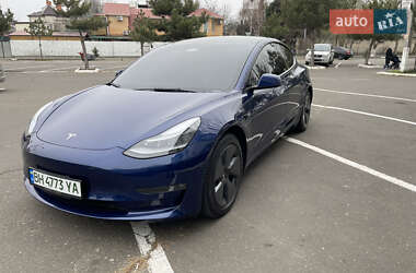 Седан Tesla Model 3 2022 в Одесі