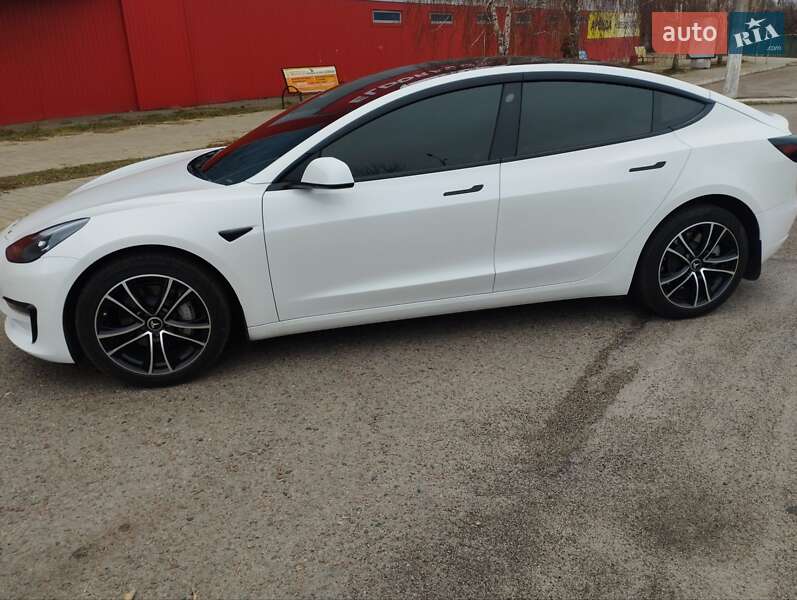 Седан Tesla Model 3 2023 в Днепре фото 6 Седан Tesla Model 3 2023 в Днепре