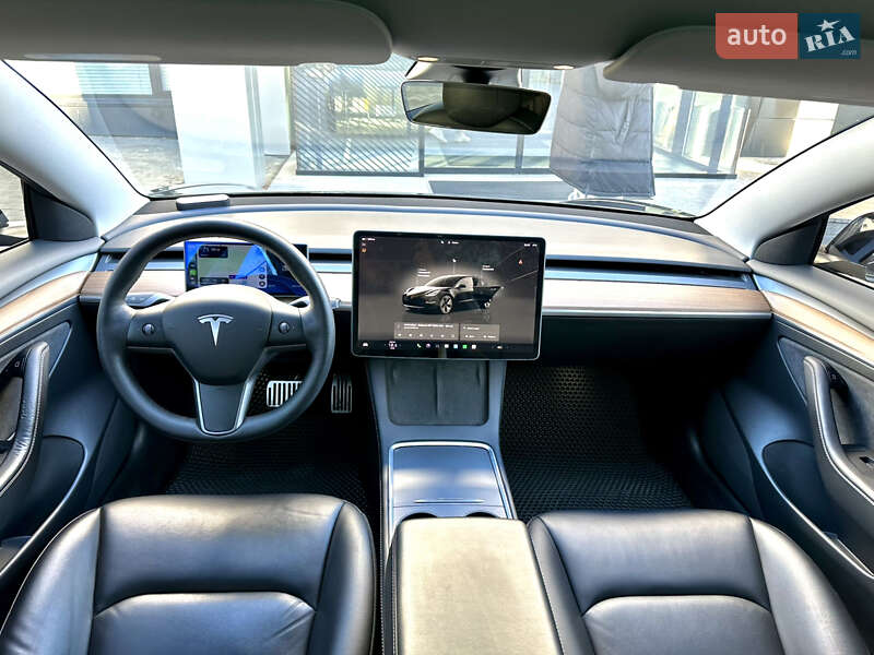 Седан Tesla Model 3 2022 в Киеве фото 18 Седан Tesla Model 3 2022 в Киеве