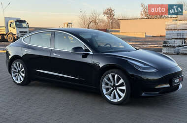 Седан Tesla Model 3 2019 в Владимире