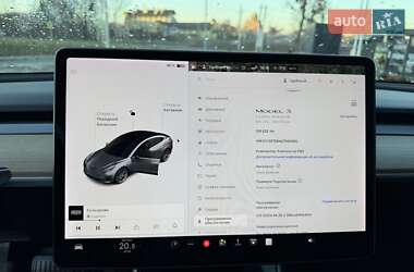 Седан Tesla Model 3 2019 в Львові