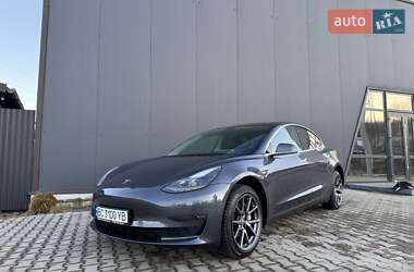 Седан Tesla Model 3 2019 в Львові