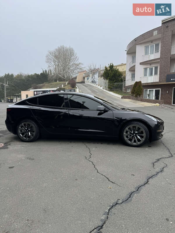 Седан Tesla Model 3 2021 в Одесі