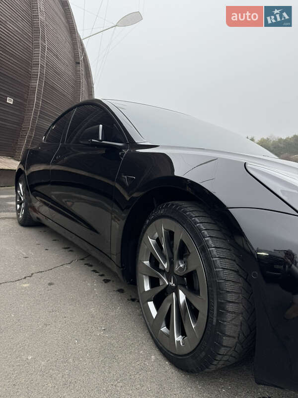 Седан Tesla Model 3 2021 в Одесі